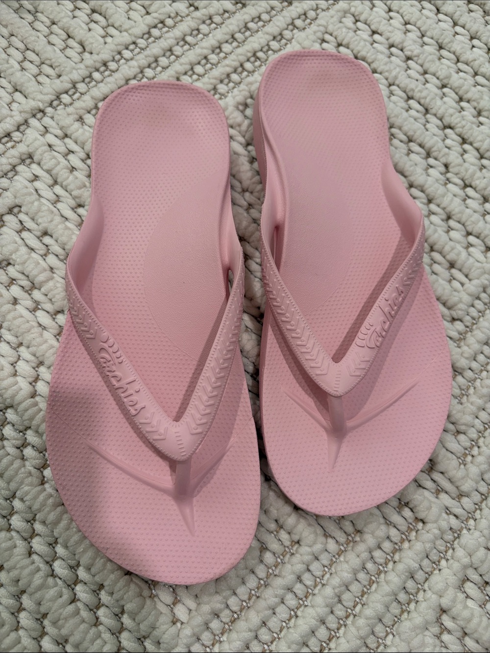 Light Pink Women's Archies flips Sandals
